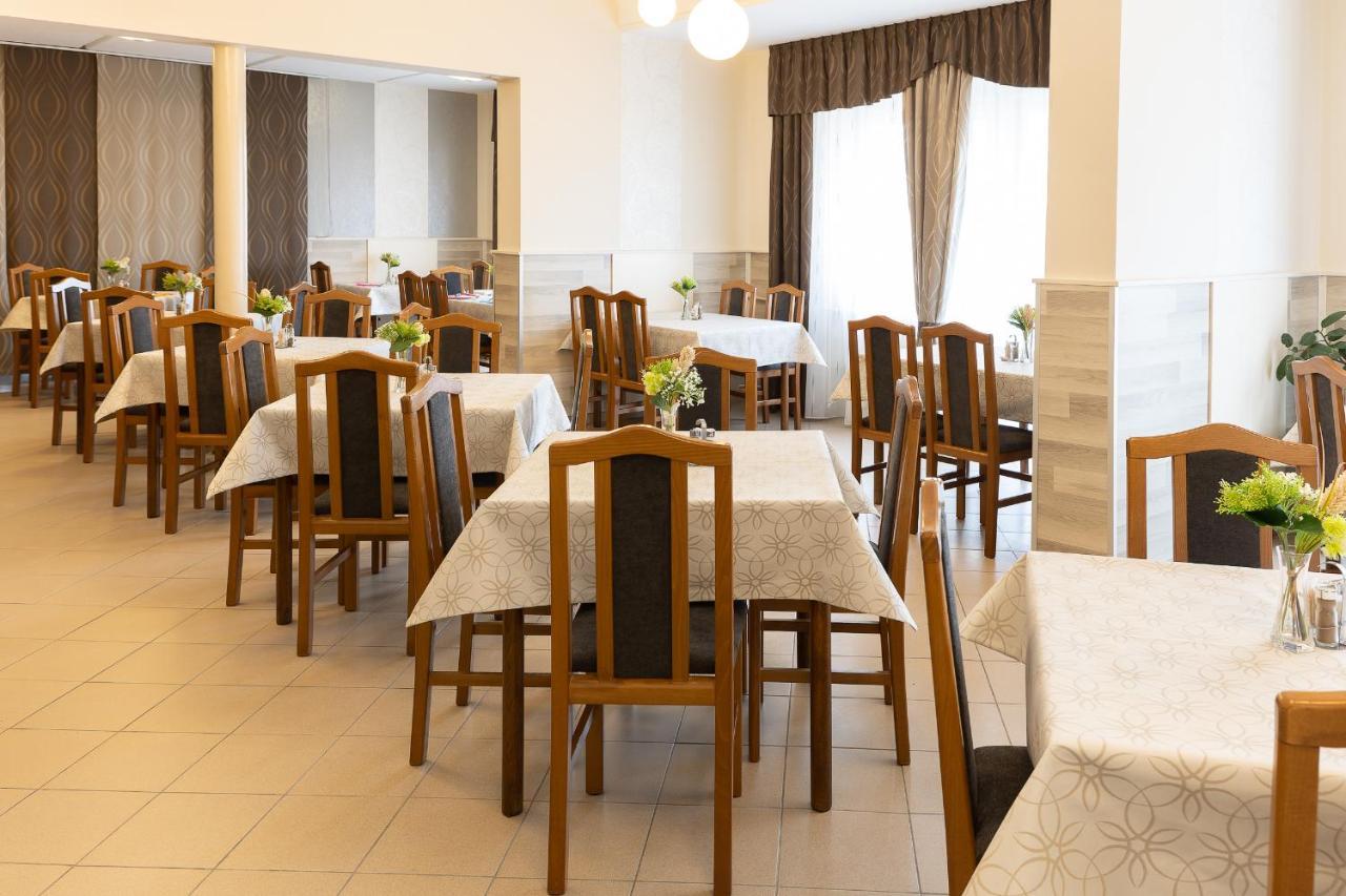 זלקרוס Napfeny Hotel מראה חיצוני תמונה