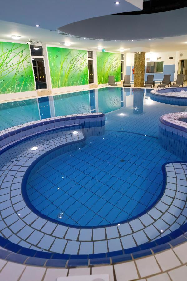זלקרוס Napfeny Hotel מראה חיצוני תמונה