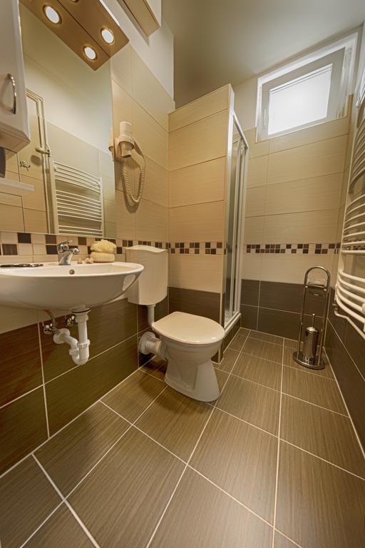 זלקרוס Napfeny Hotel מראה חיצוני תמונה