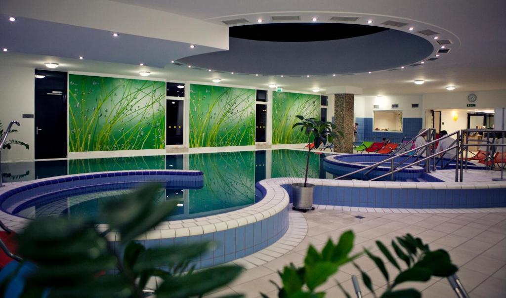 זלקרוס Napfeny Hotel מראה חיצוני תמונה